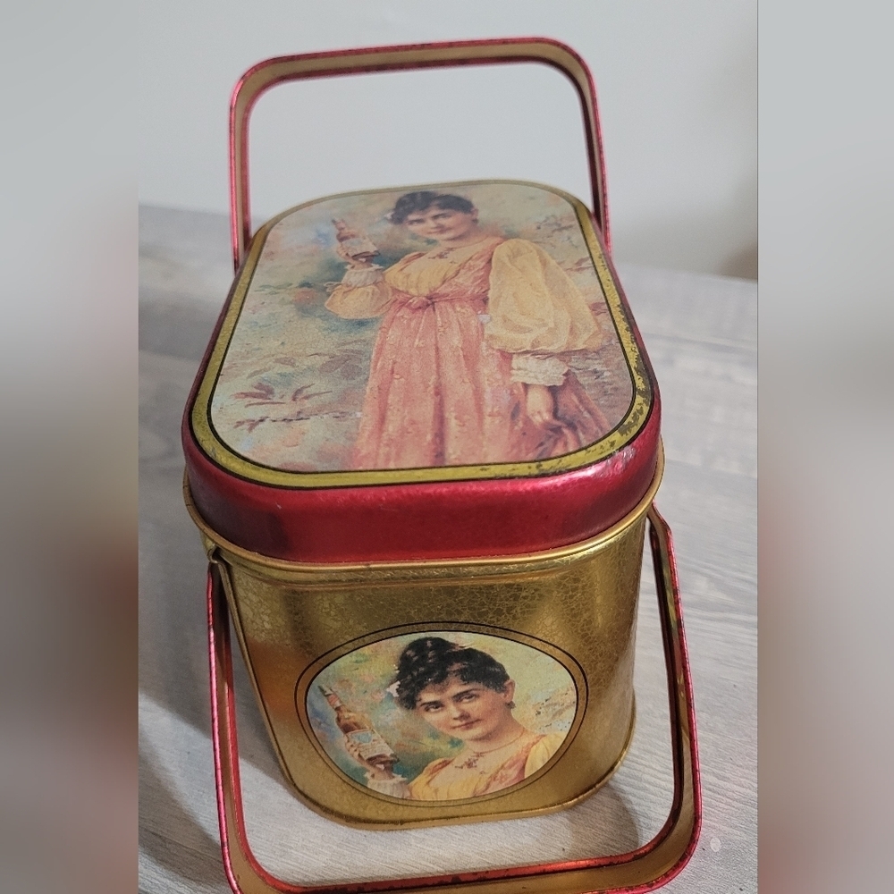 1992 Vintage Anheuser-Busch Budweiser Tin Basket with Handles - Picture 3 of 6